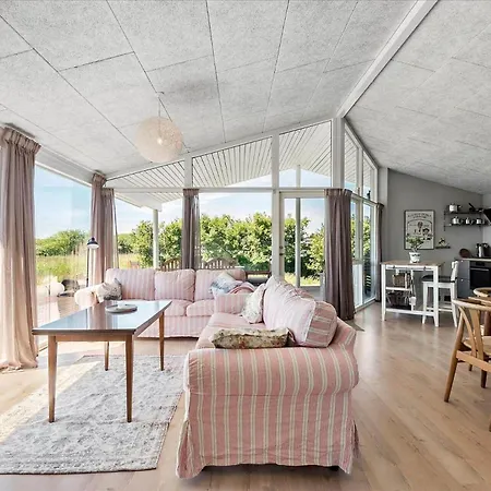 Дом отдыха 0100-romo-lakolk-121 *