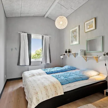 0100-romo-lakolk-121 *