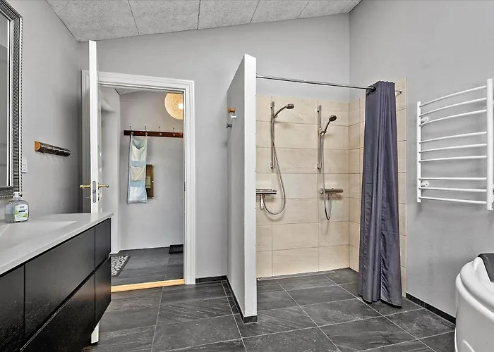 0100-romo-lakolk-121 בית נופש